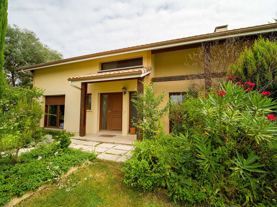 Maison à GRENADE-SUR-L&#039;ADOUR