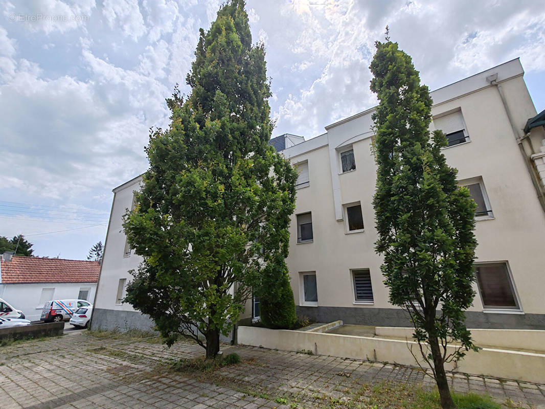 Appartement à SAINT-SEBASTIEN-SUR-LOIRE