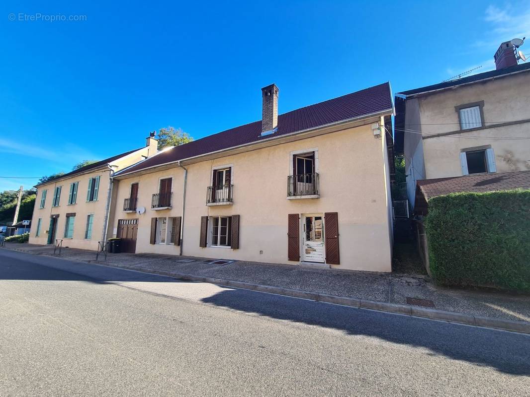 Appartement à LODS