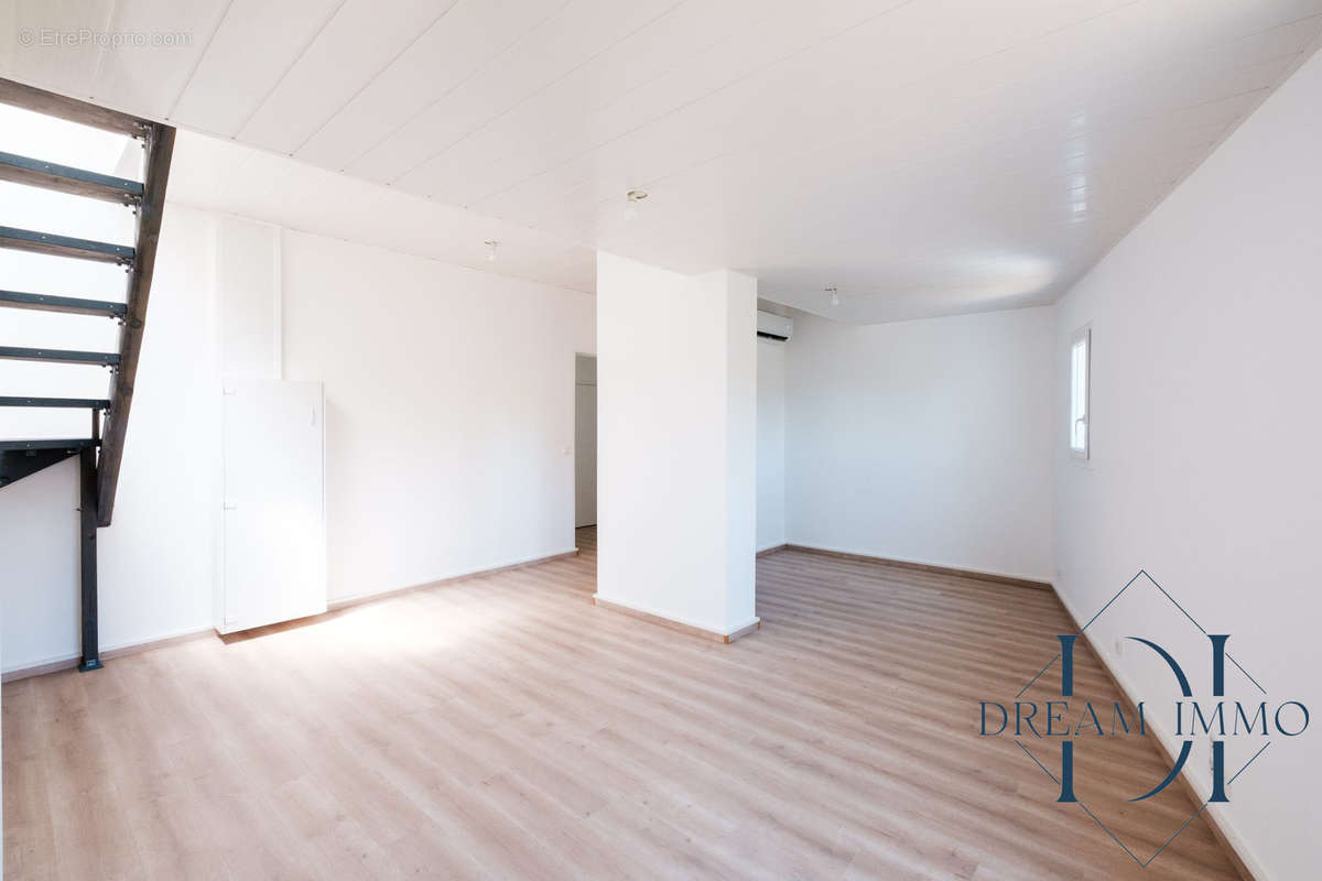 Appartement à HYERES