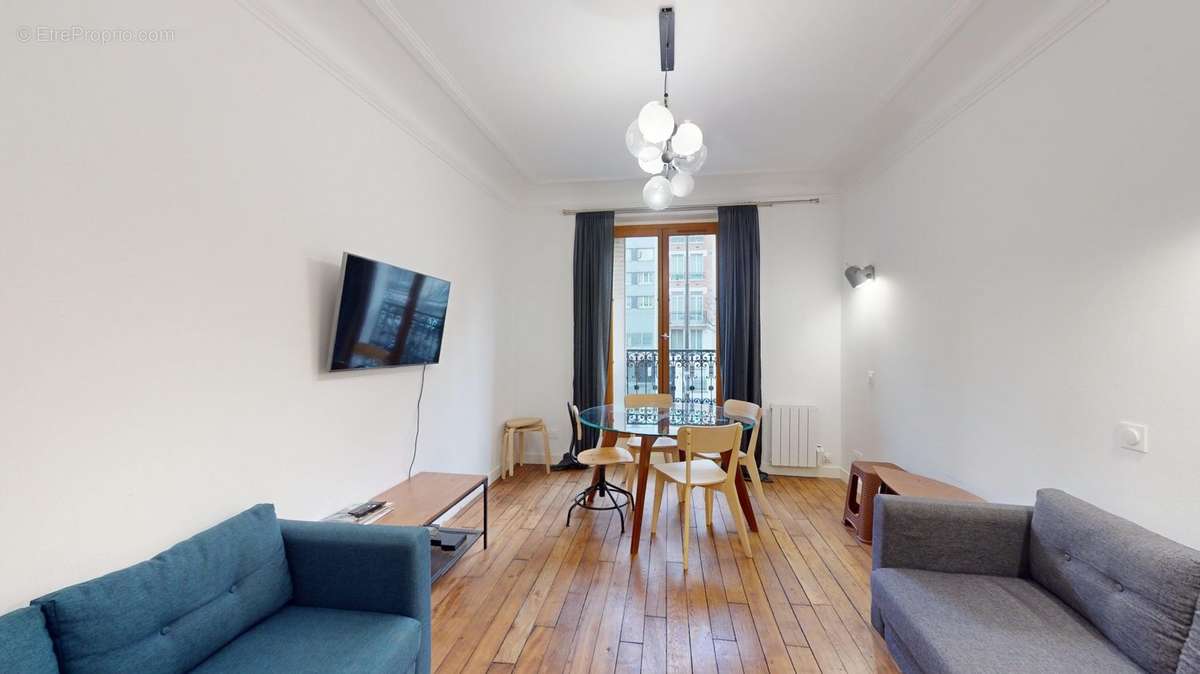 Appartement à PARIS-11E