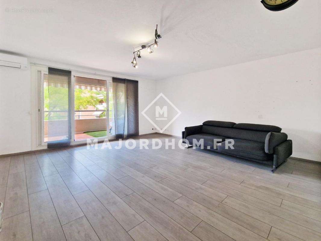 Appartement à MARSEILLE-9E