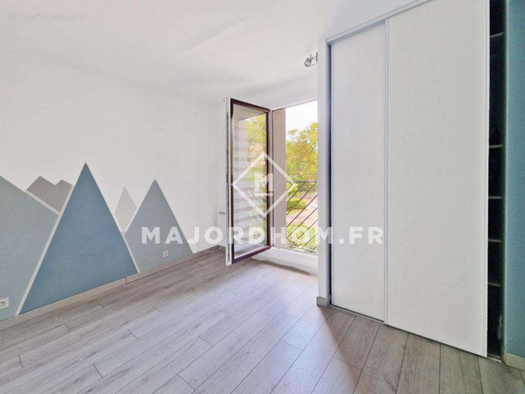 Appartement à MARSEILLE-9E