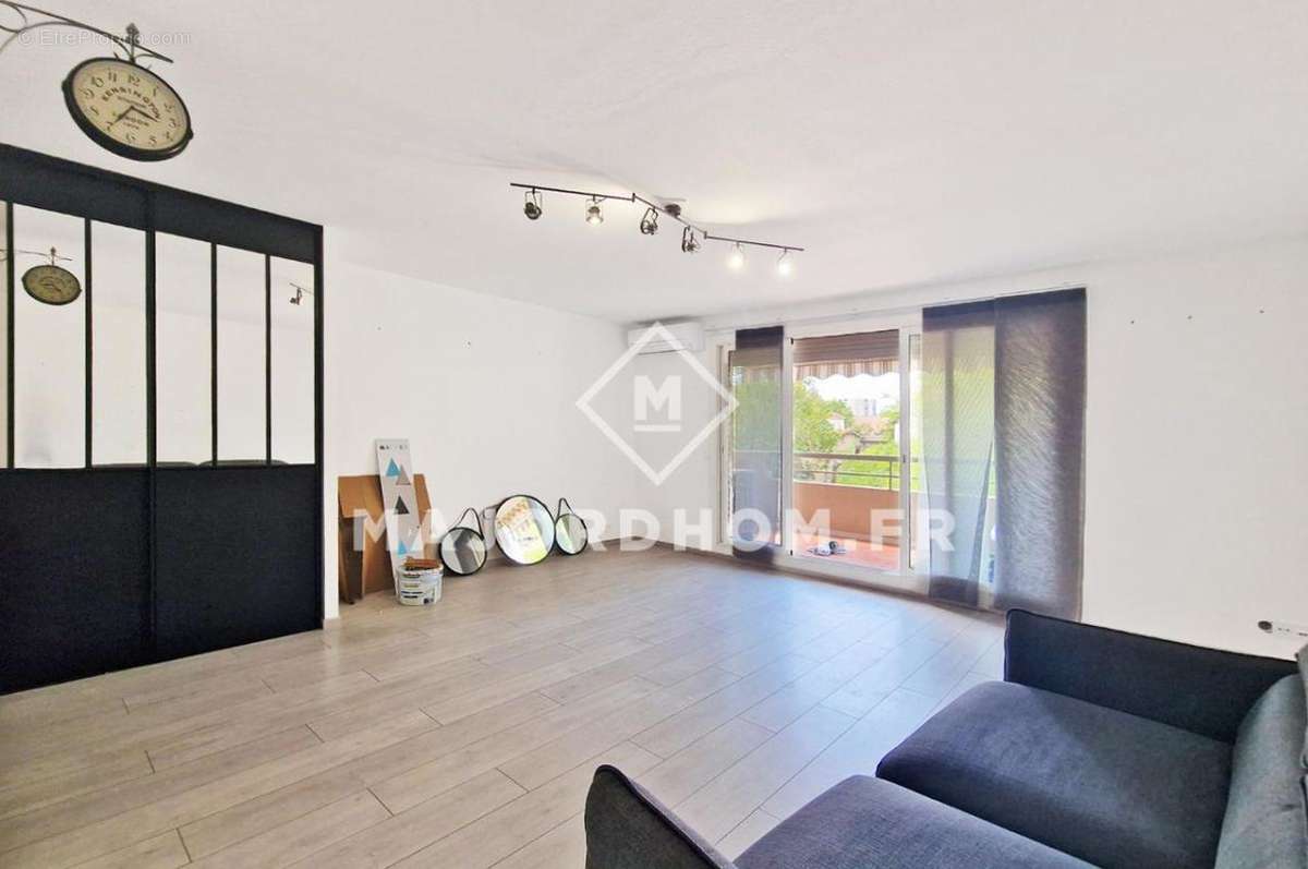 Appartement à MARSEILLE-9E