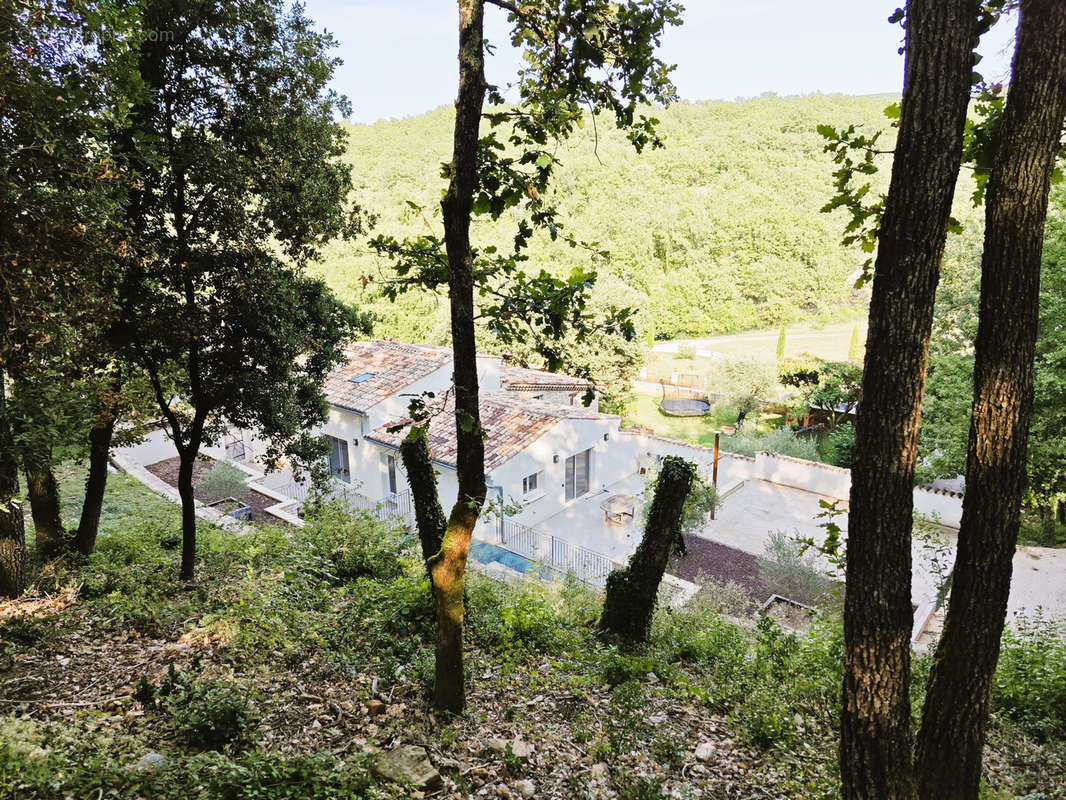 Maison à RIVIERES