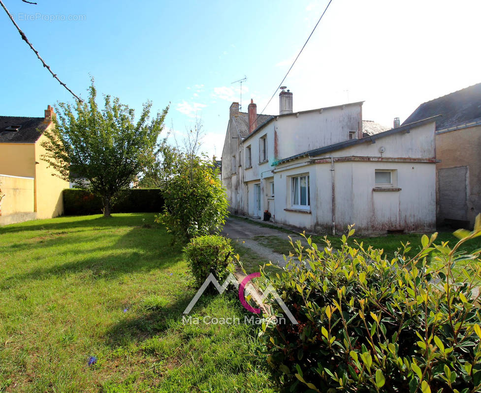 Maison à SAINTE-ANNE-SUR-BRIVET