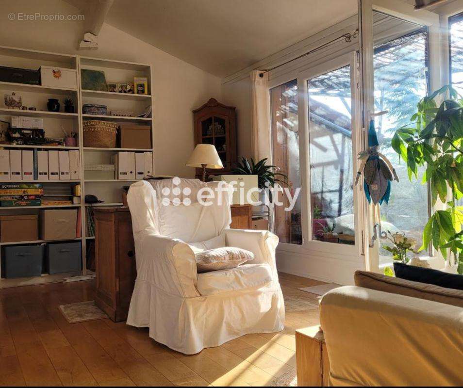 Appartement à CHATILLON