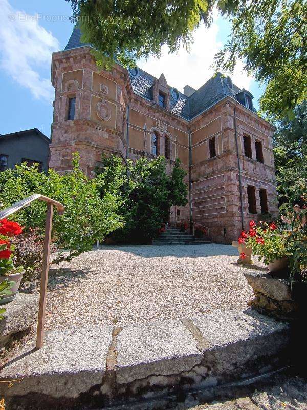 Maison à SAINT-CHELY-D&#039;APCHER