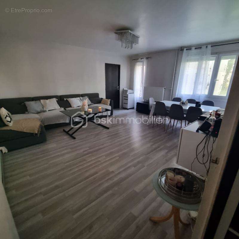 Appartement à AULNAY-SOUS-BOIS