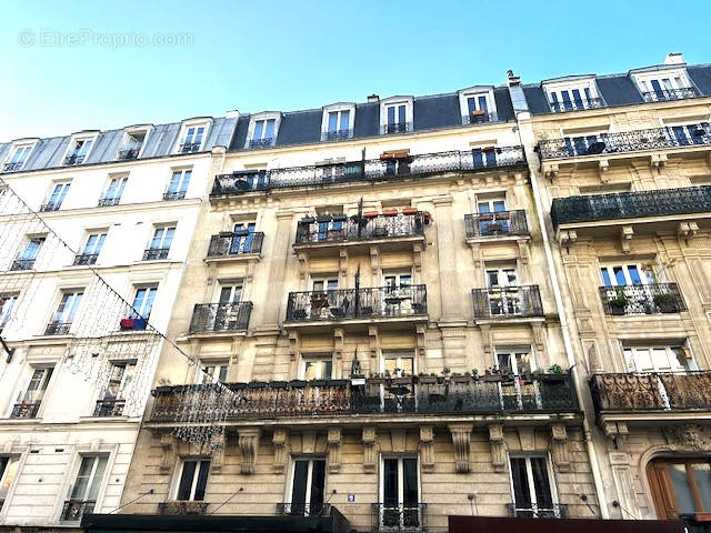 Appartement à PARIS-18E