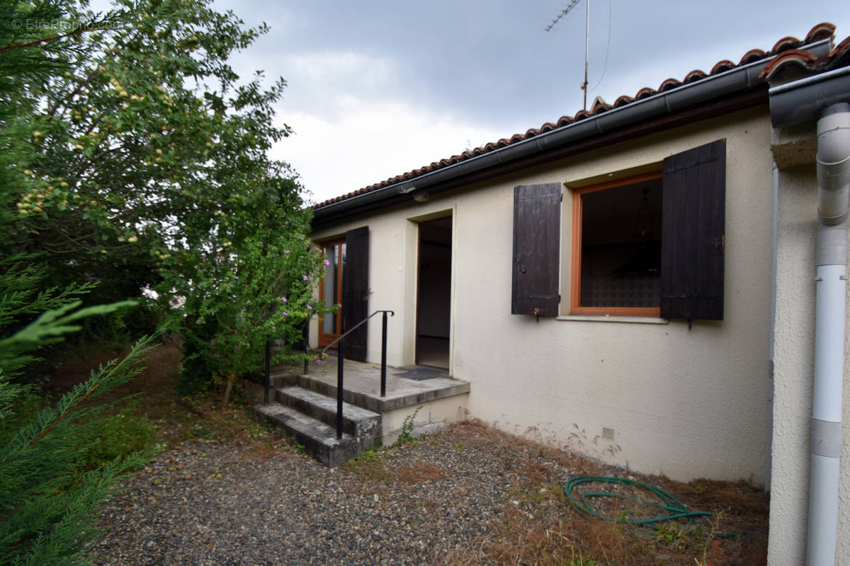 Maison à LABASTIDE-SAINT-PIERRE