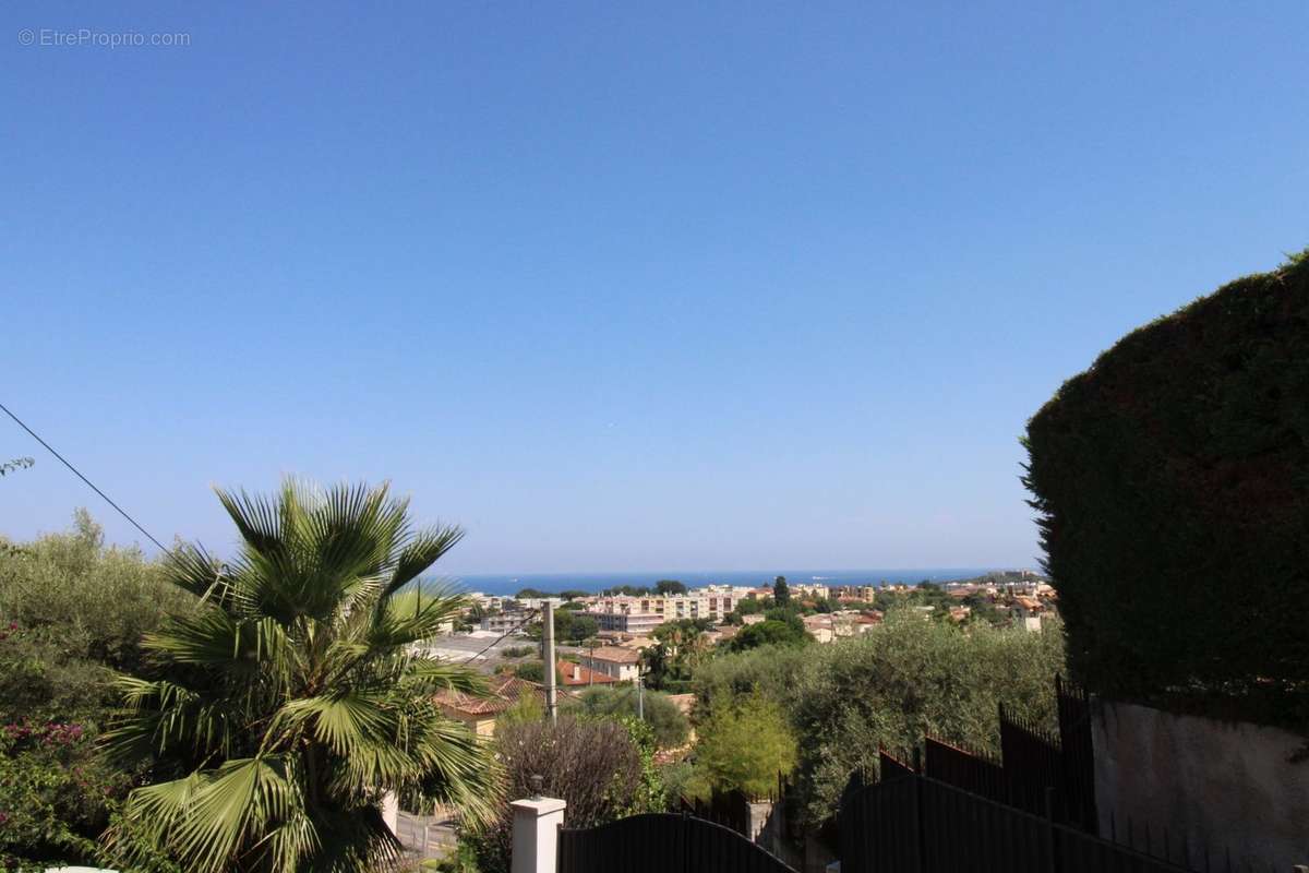 VUE BAIE D&#039;ANTIBES - Maison à ANTIBES