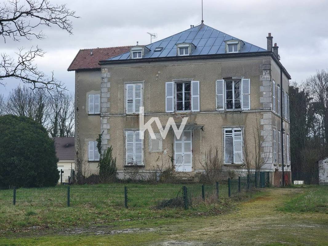 Appartement à MOUSSEAUX-LES-BRAY