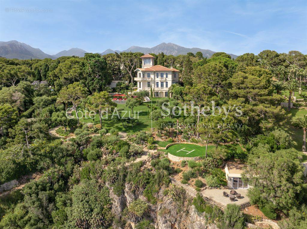 Maison à ROQUEBRUNE-CAP-MARTIN