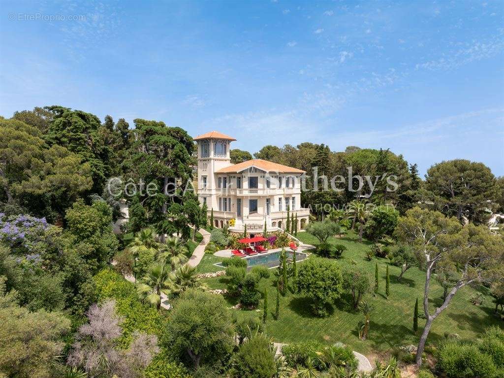 Maison à ROQUEBRUNE-CAP-MARTIN