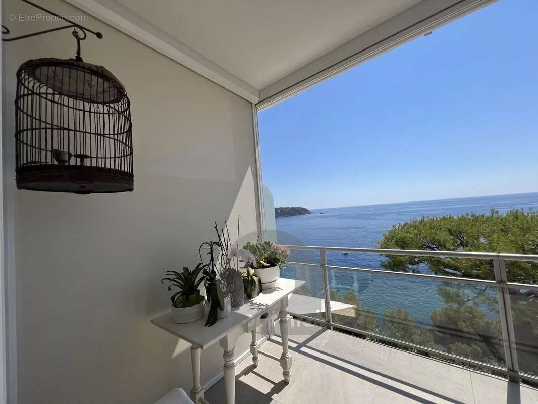 Appartement à ROQUEBRUNE-CAP-MARTIN