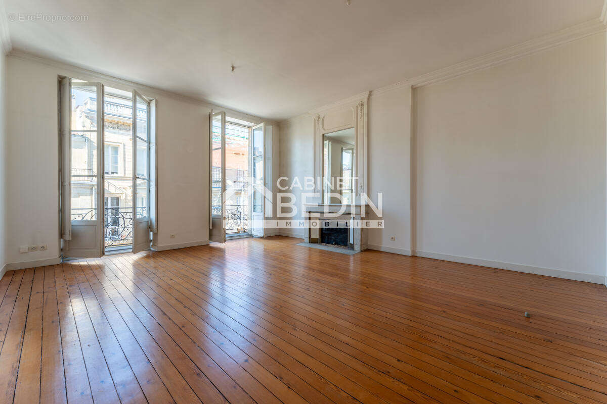 Appartement à BORDEAUX