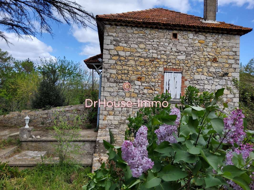 Maison à VEZENOBRES