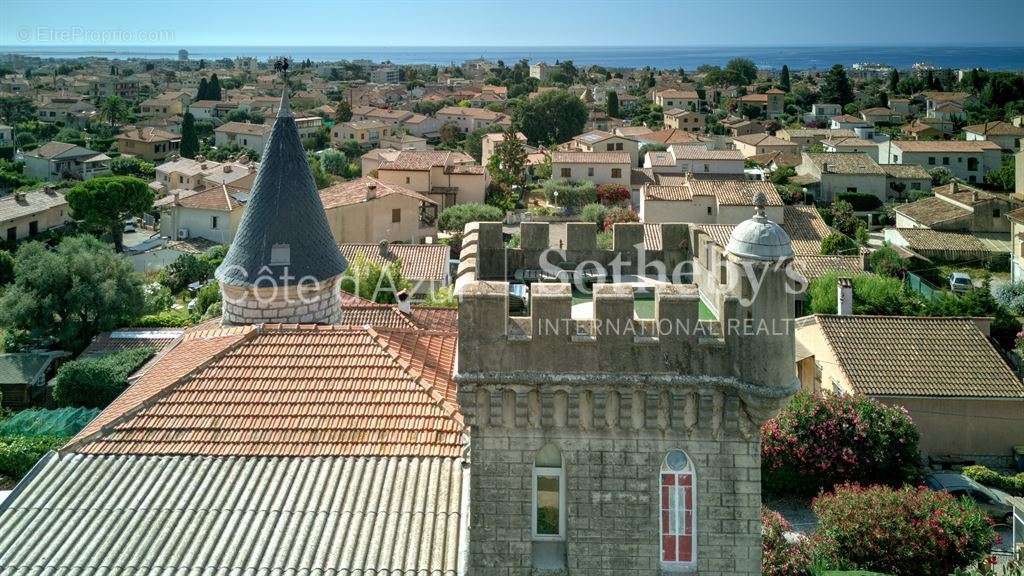 Maison à CAGNES-SUR-MER