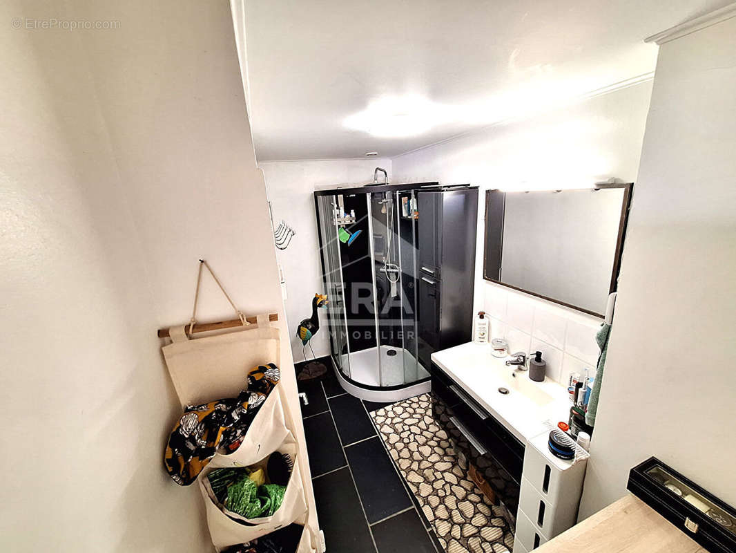 Appartement à MARSEILLE-11E