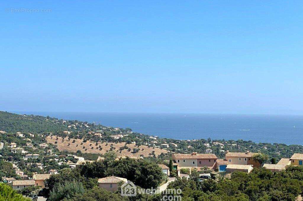 Magnifique Vue Mer - Appartement à LES ISSAMBRES