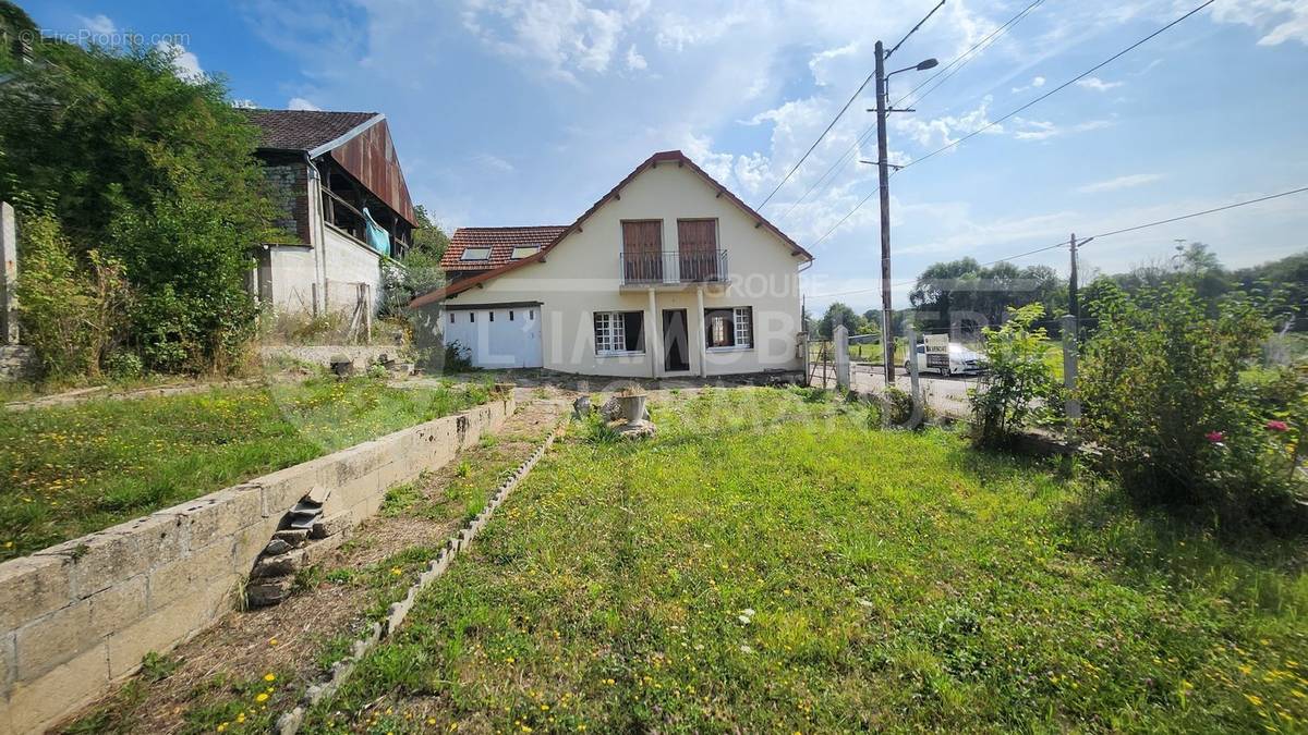 Maison à TOURVILLE-LA-RIVIERE