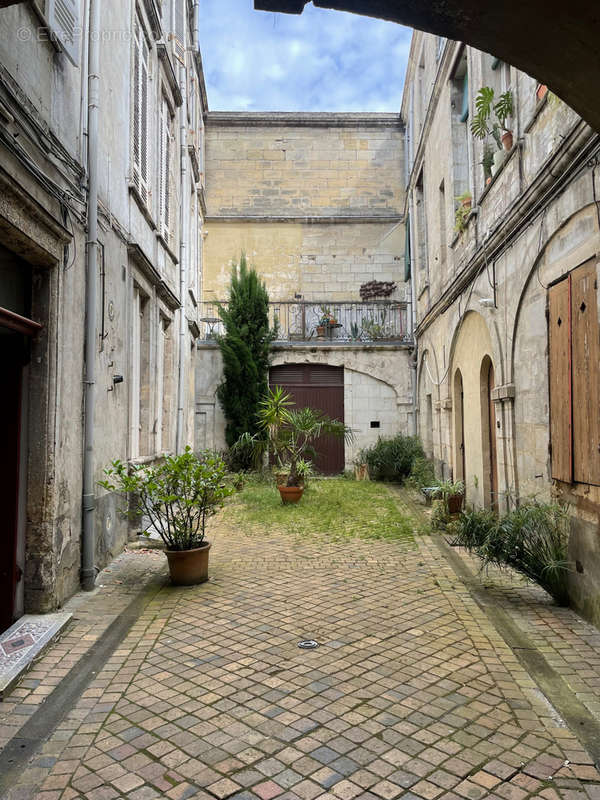 Appartement à BORDEAUX