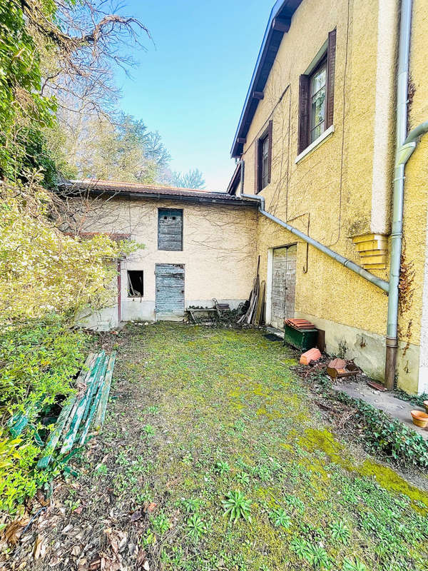 Maison à TREVOUX