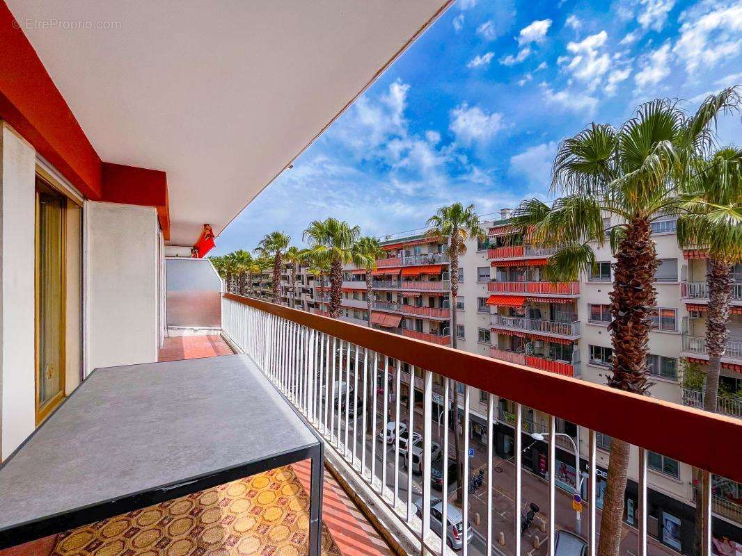 Appartement à CAGNES-SUR-MER