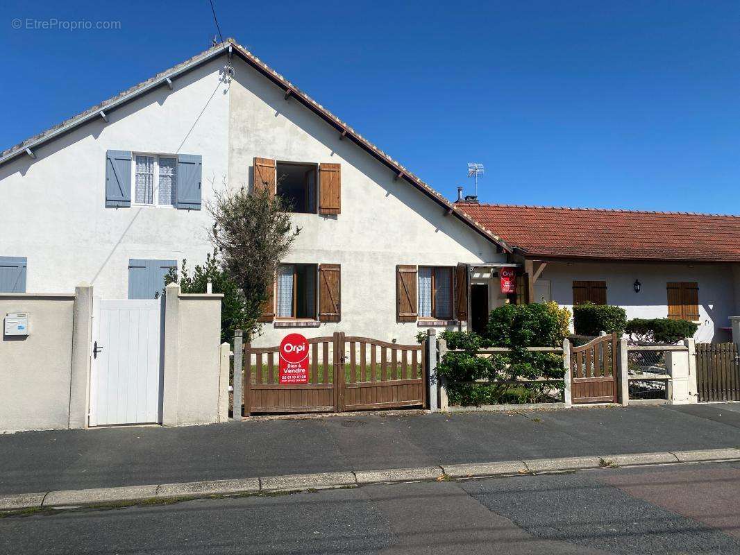 Maison à DIVES-SUR-MER