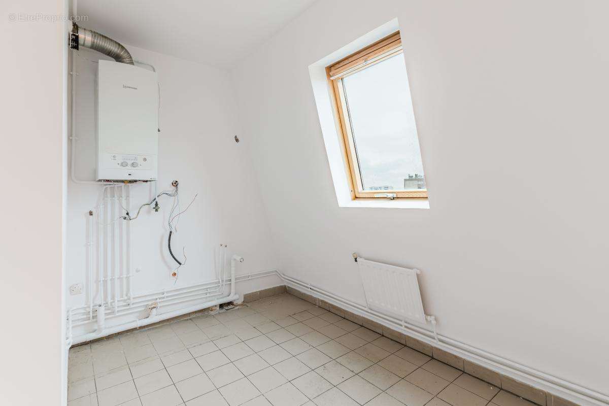 Appartement à AUBERVILLIERS