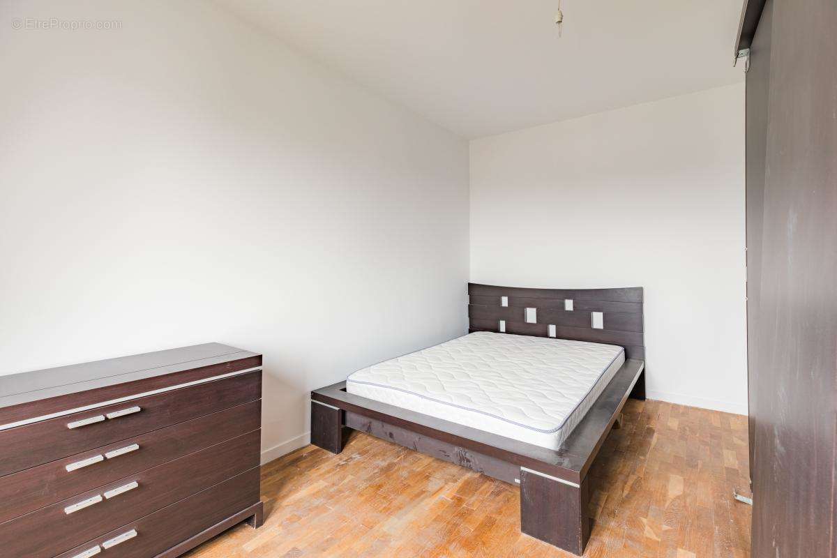 Appartement à AUBERVILLIERS