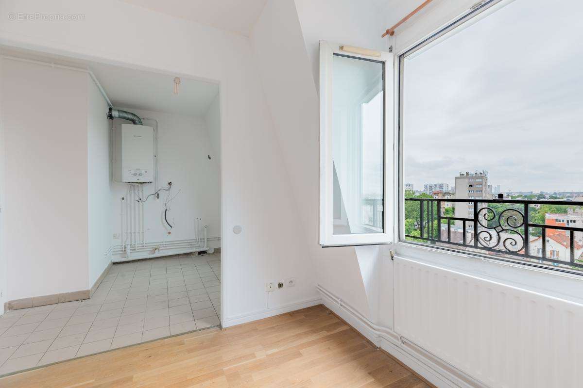 Appartement à AUBERVILLIERS