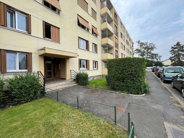 Appartement à BROU-SUR-CHANTEREINE