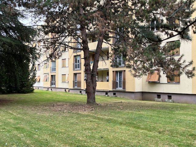 Appartement à BROU-SUR-CHANTEREINE