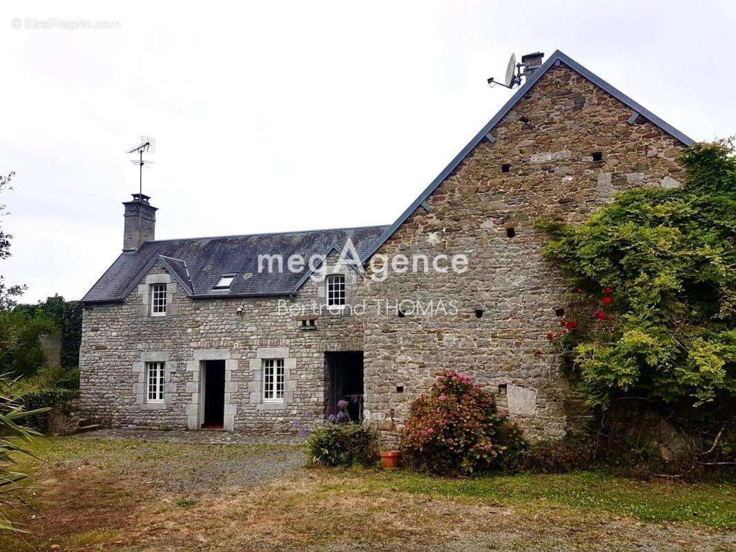 Maison à LINGREVILLE