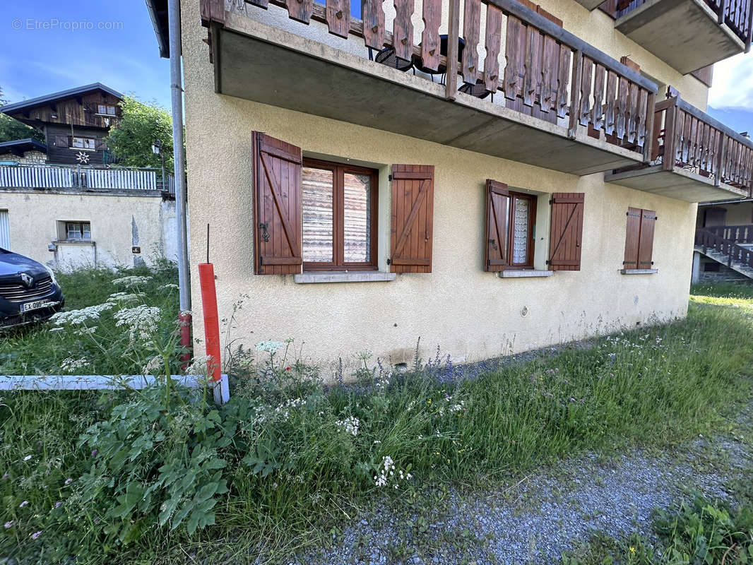 Appartement à ALBIEZ-MONTROND