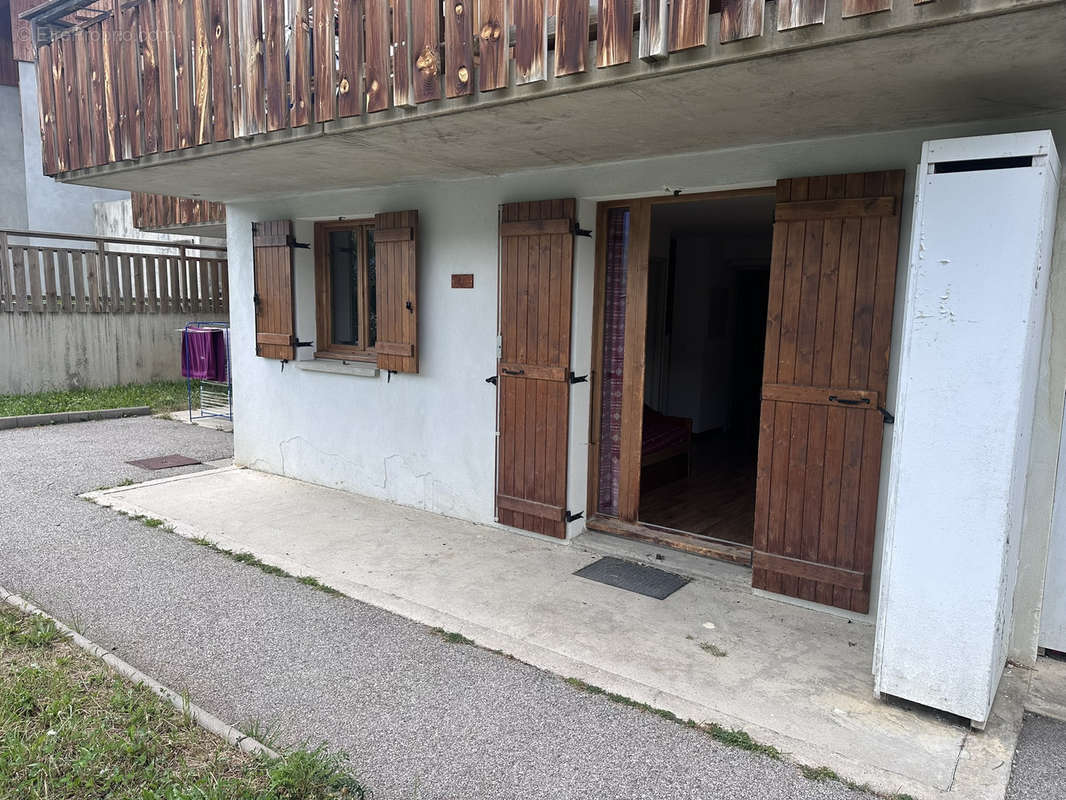 Appartement à ALBIEZ-MONTROND