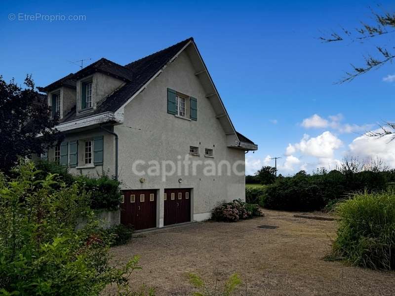 Maison à AUNAY-EN-BAZOIS