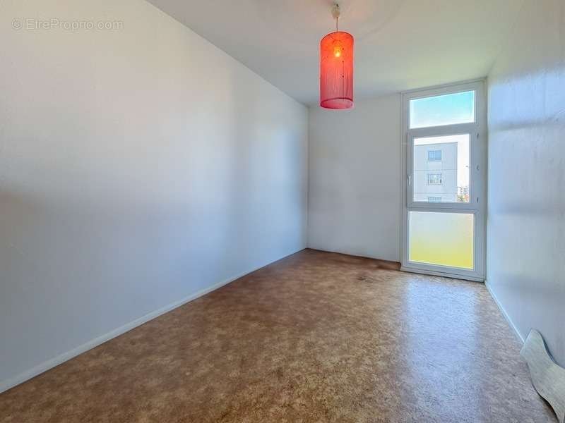 Appartement à LYON-8E