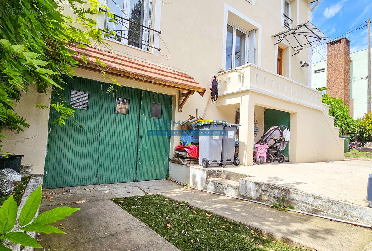 Maison à SARTROUVILLE