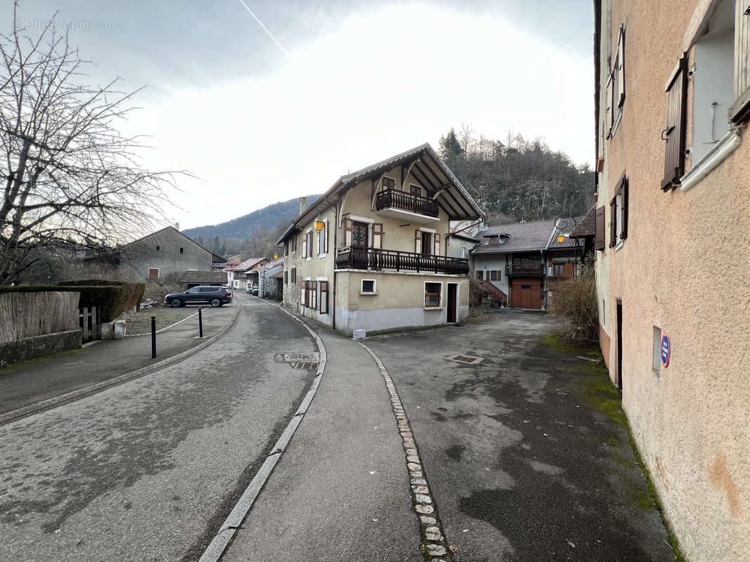 Maison à LYAUD