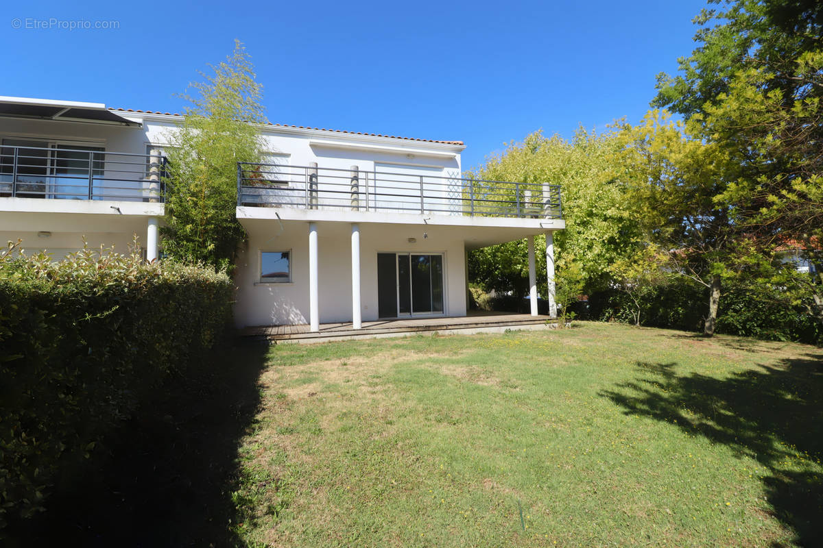 Appartement à MESCHERS-SUR-GIRONDE