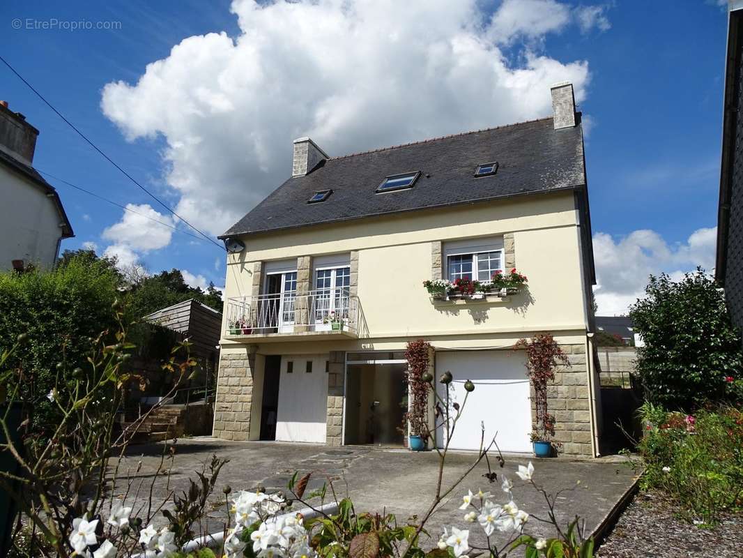 Maison à LE FAOU