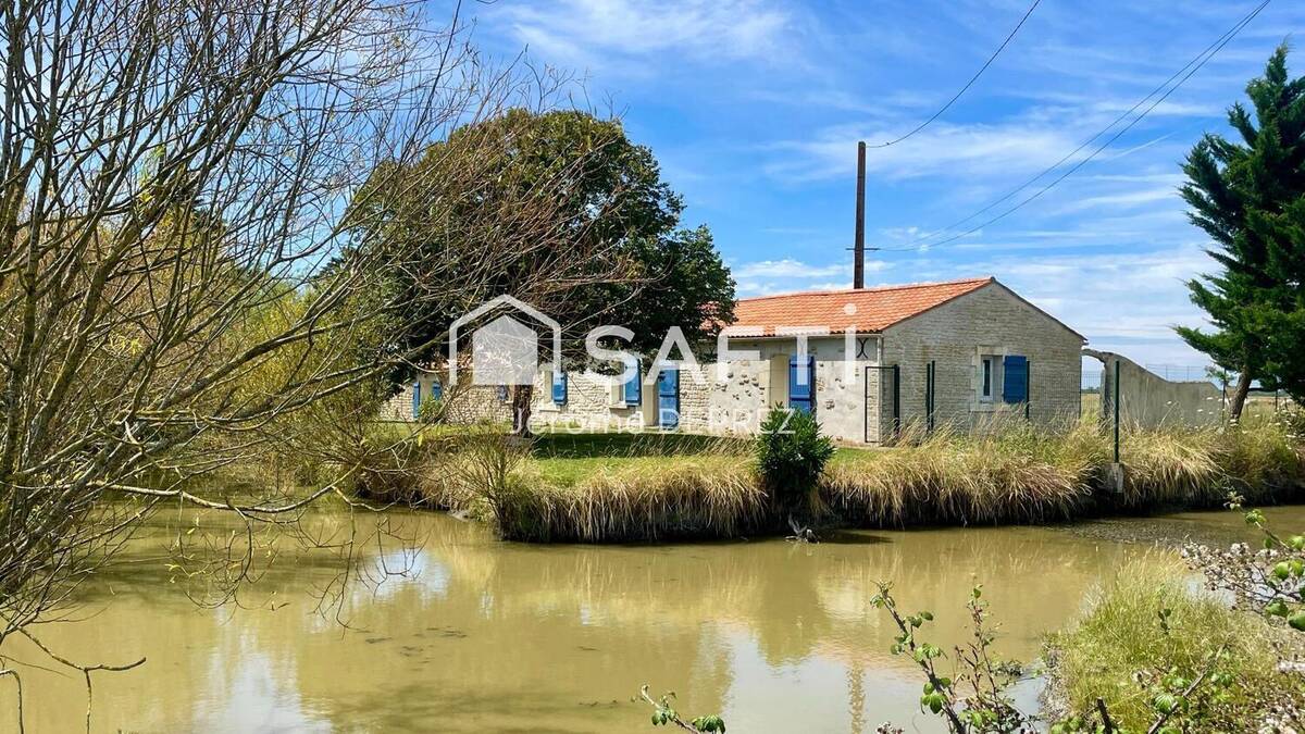 Photo 1 - Maison à CHAMPAGNE-LES-MARAIS