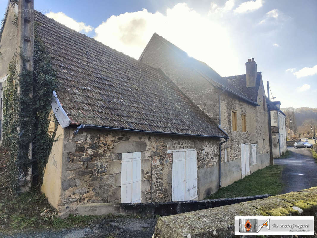 Maison à CHAMBON-SUR-VOUEIZE