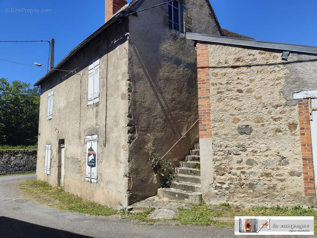 Maison à CHAMBON-SUR-VOUEIZE