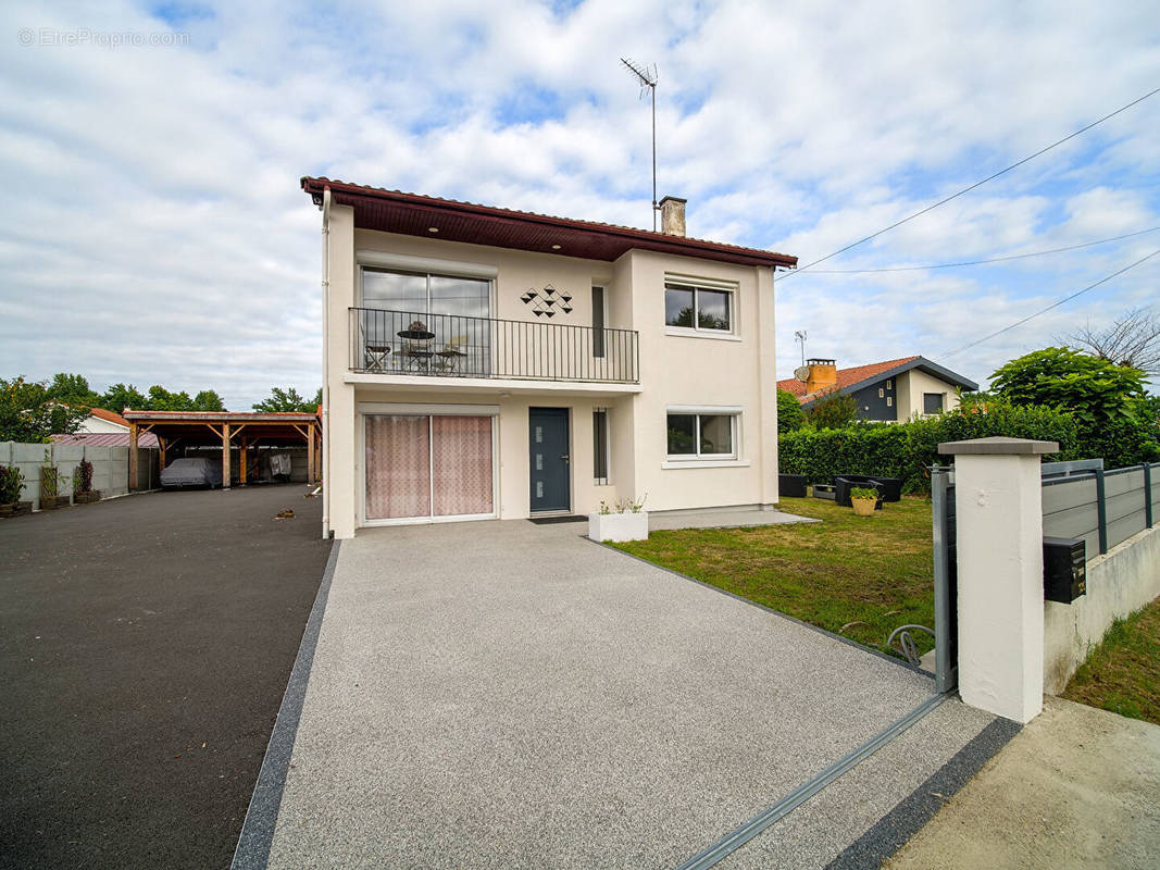 Maison à LABOUHEYRE