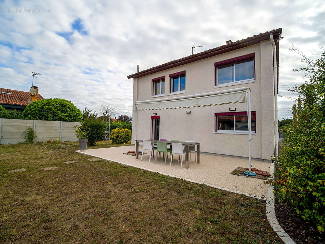 Maison à LABOUHEYRE