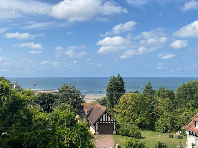 Appartement à TROUVILLE-SUR-MER